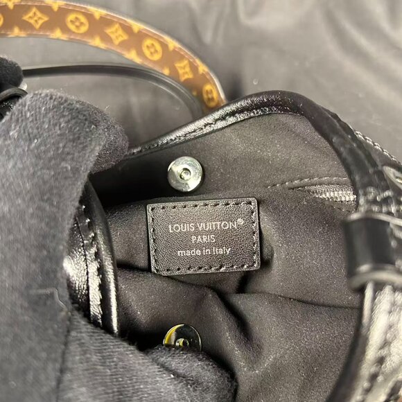 ouis Vuitton Vibe BB Bag Black Monogram Canvas & Leather with Box and Dust Bag - Picture 13 of 16